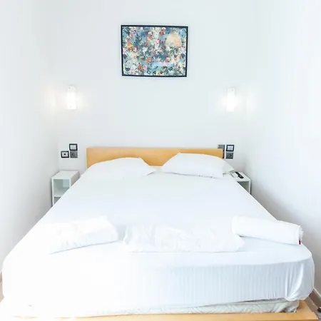 Silver Double With Balcony * Atina